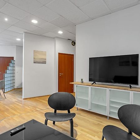 Bright Apartment In The Heart Of The City! レイキャヴィーク エクステリア 写真